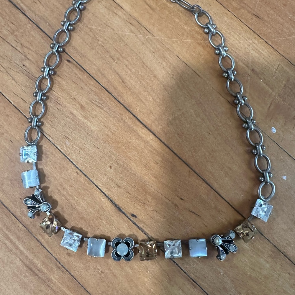 Mariana elegant Silver and Gold Necklace